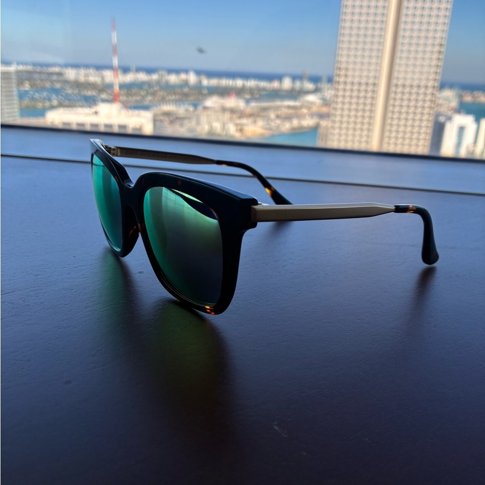 Diff Sunglasses - image 7